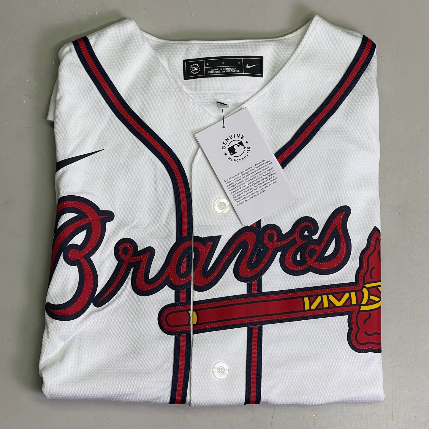 NIKE Atlanta Braves Jersey, #28 Matt Olson, Genuine MLB Merchandise L White w/ Red T770-AWWH-AW7-0Z0
