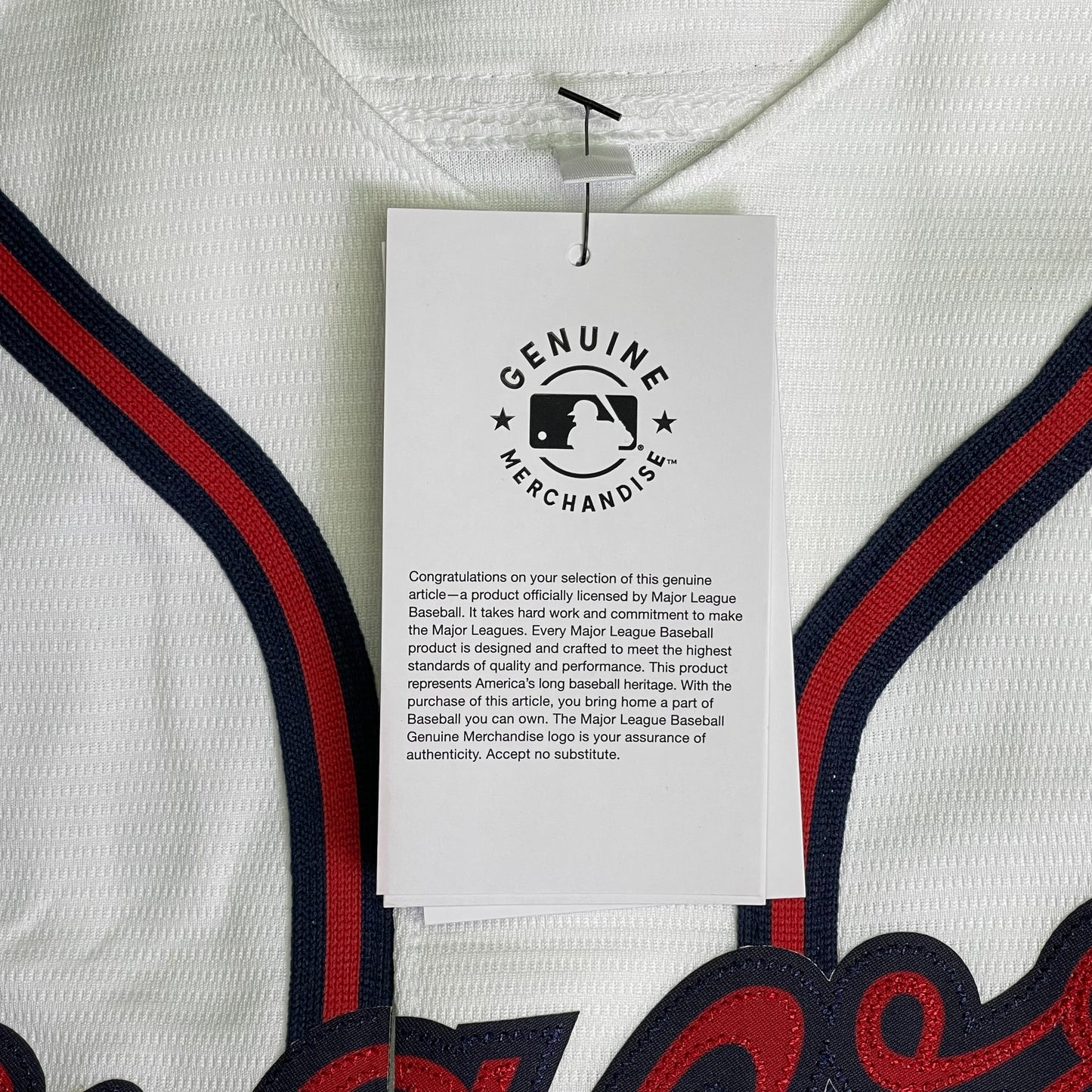 NIKE Atlanta Braves Jersey, #28 Matt Olson, Genuine MLB Merchandise L White w/ Red T770-AWWH-AW7-0Z0